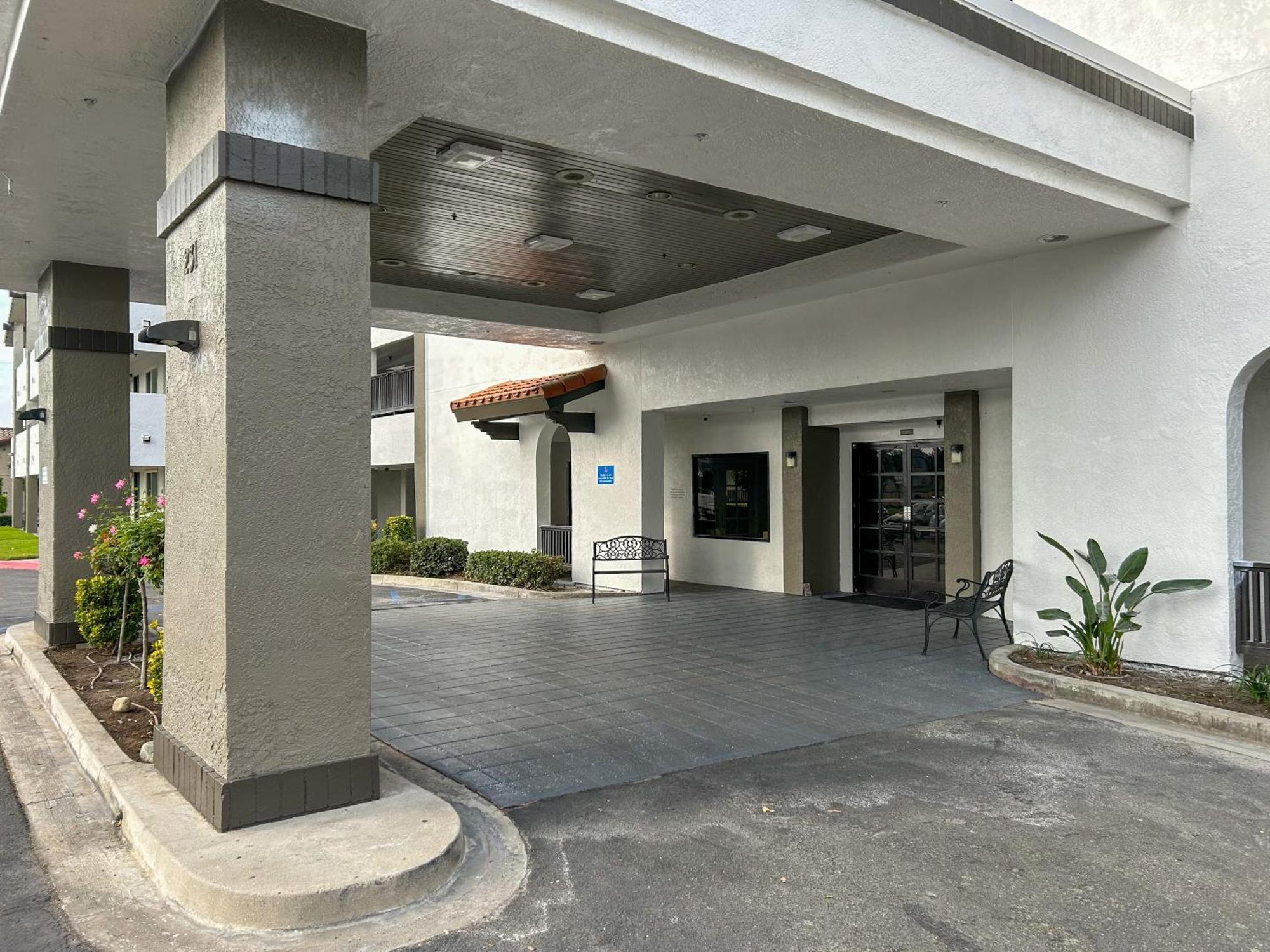 Motel 6 Ontario Ca Convention Center Airport Zewnętrze zdjęcie